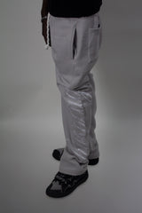 Grey Pants | Husplug